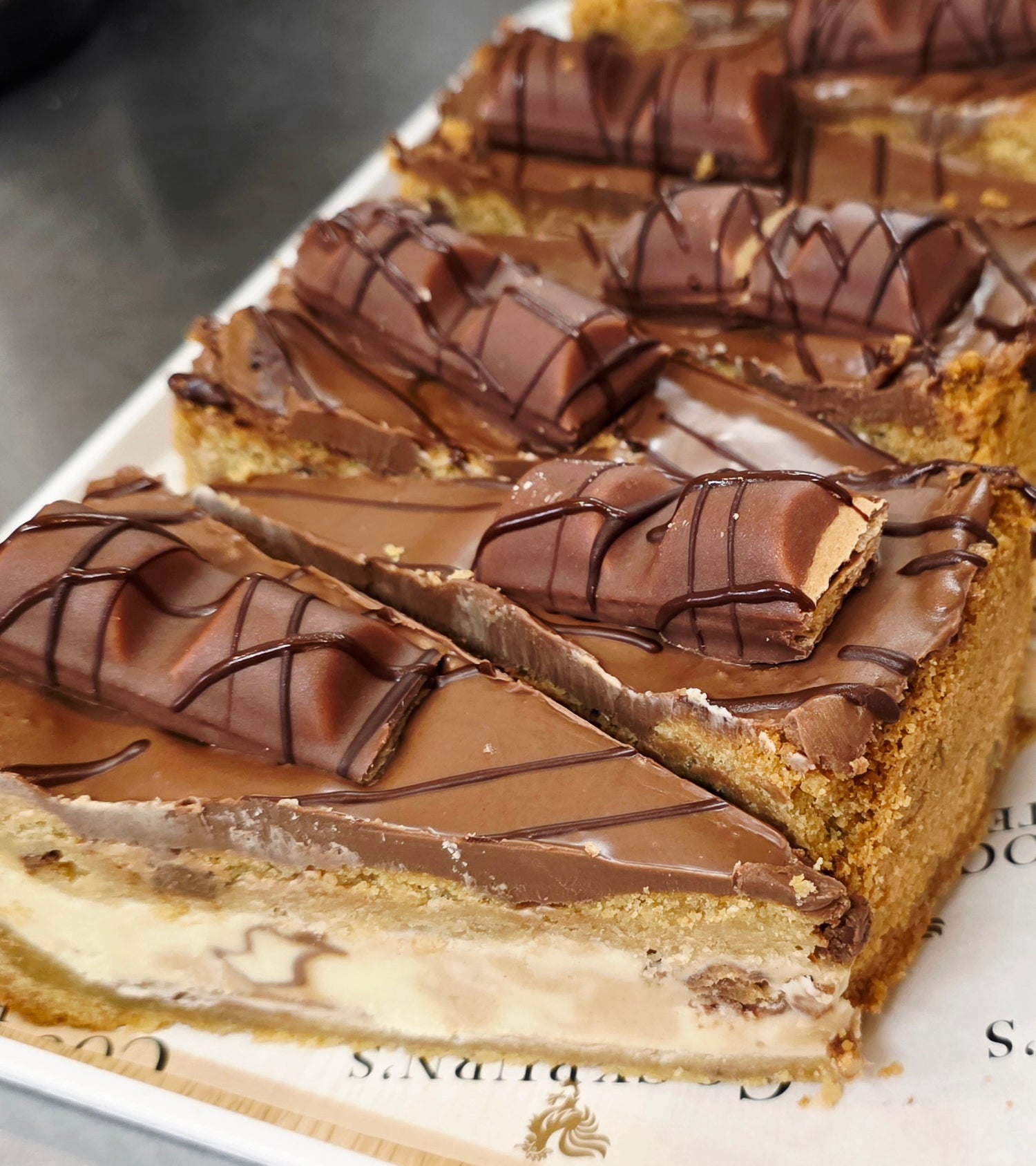 Kinder Cookie Pie