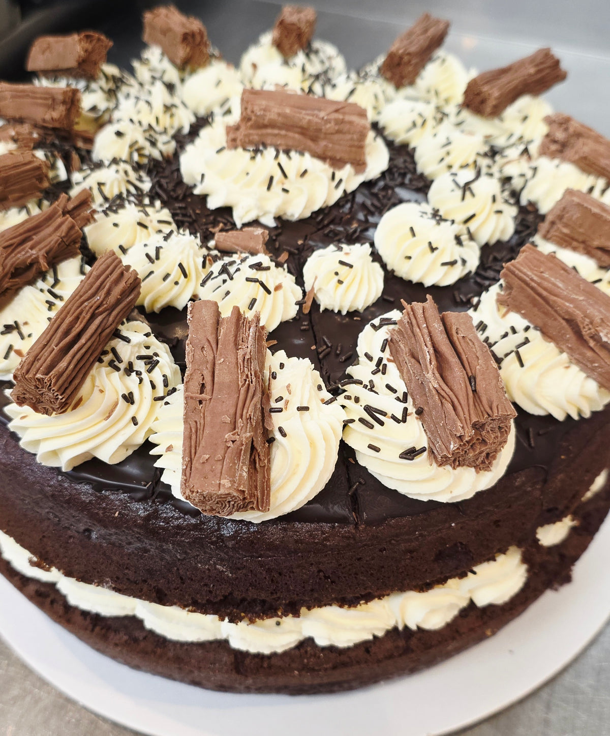Chocolate Flake Cake