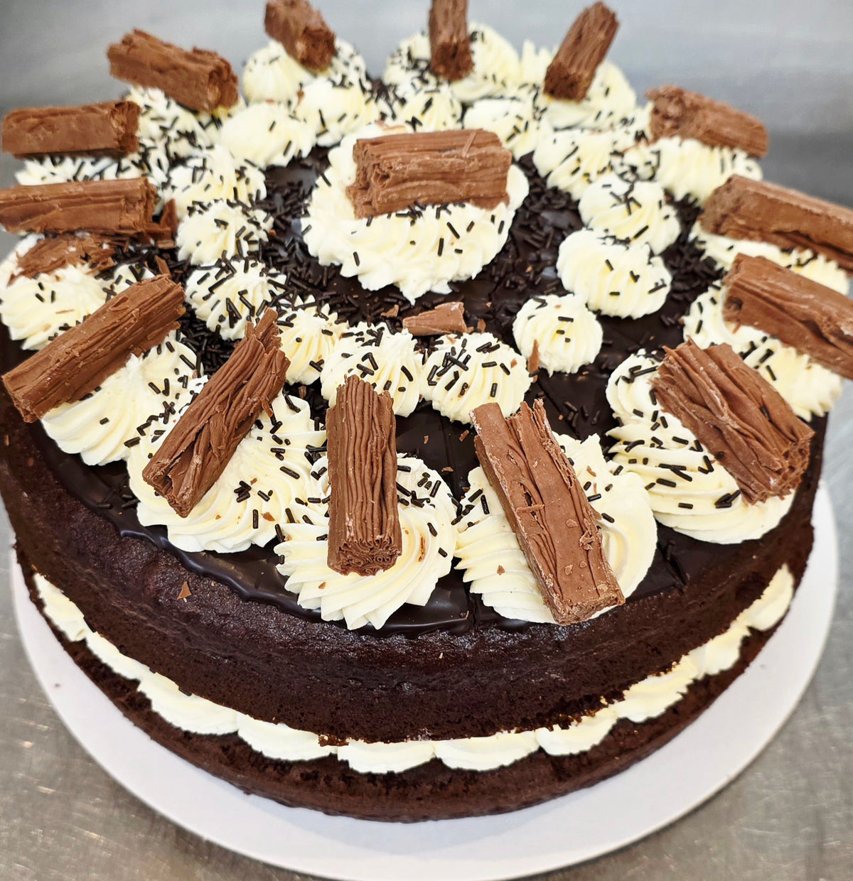 Chocolate Flake Cake