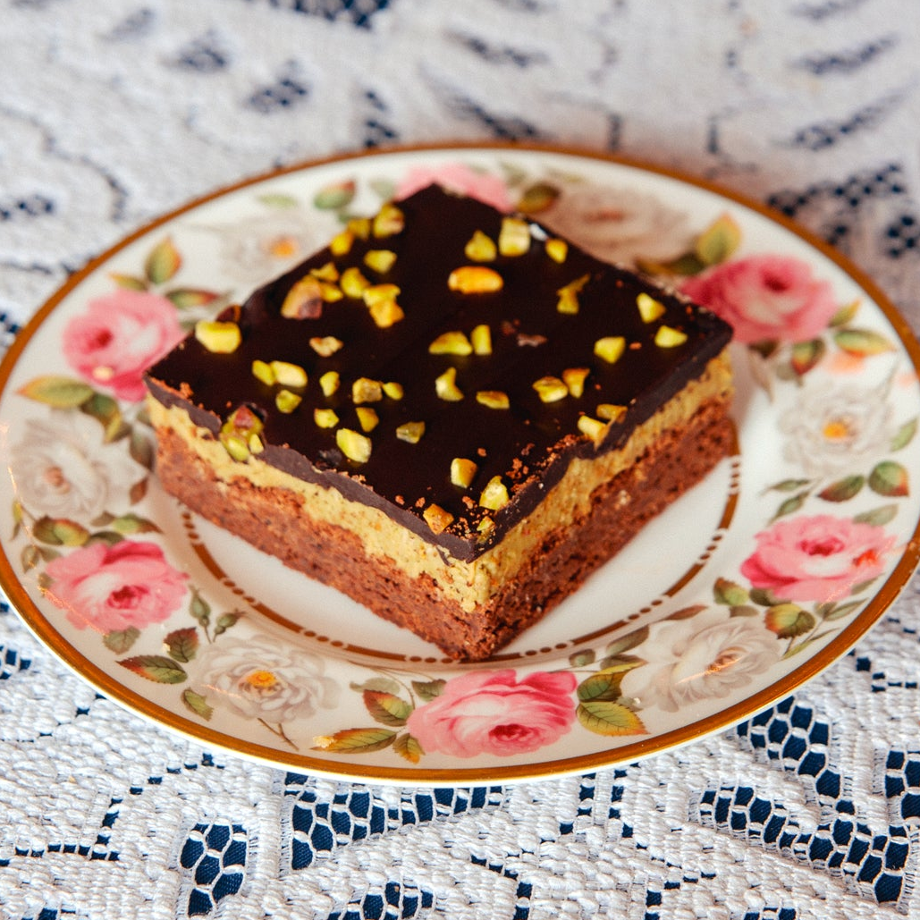 Dubai Style Pistachio Chocolate Brownie